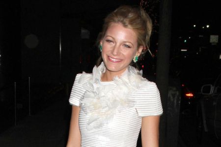 Blake Lively beschämt ihre Schuhsammlung