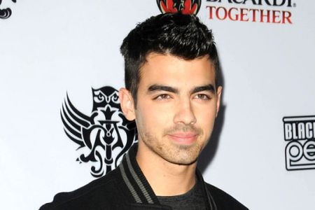 Hat Joe Jonas eine Neue?