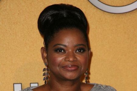 Octavia Spencer setzt auf körperformende Wäsche