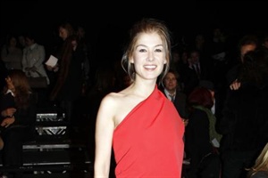 Rosamund Pike: Das Baby ist da