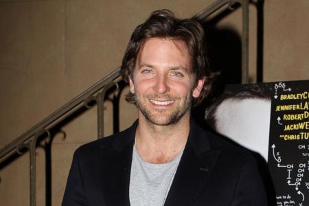 Bradley Cooper wegen Fußfetisch sitzengelassen?