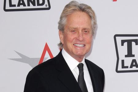 Michael Douglas zieht Schönheits-OP in Betracht